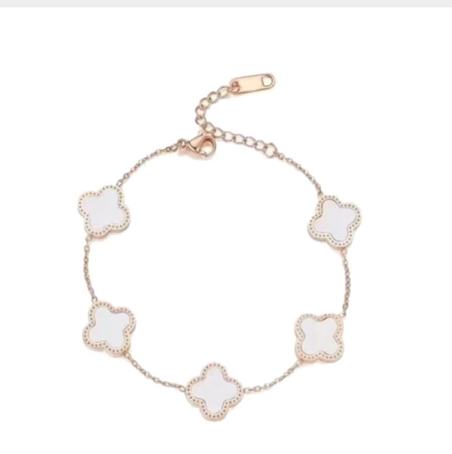 La Maison Bracelets | Envy Five Clover Bracelet In Pearl & Gold - La Maison