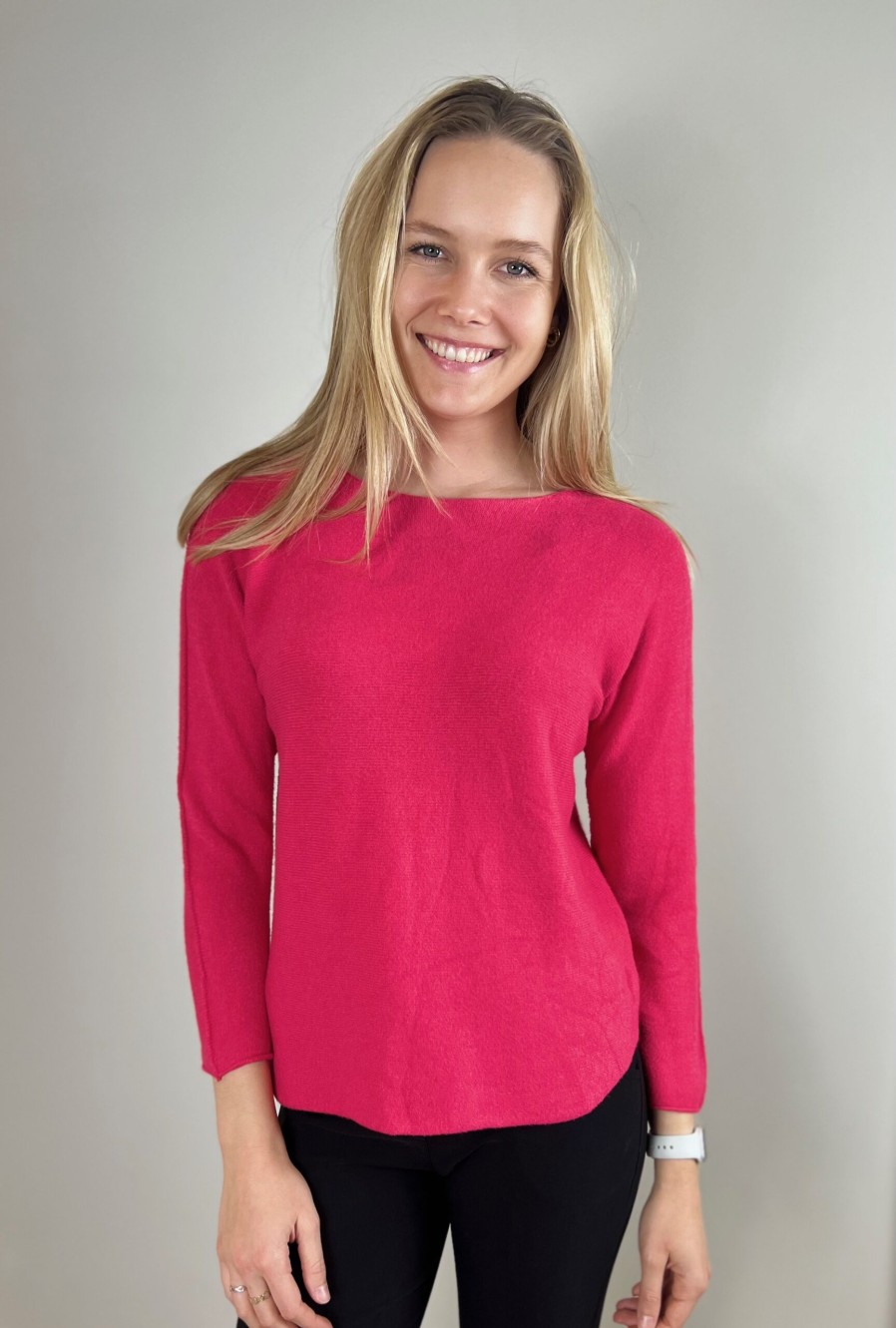 La Maison Knitwear | Soft As Cashmere Curved Hem Round Neck - La Maison