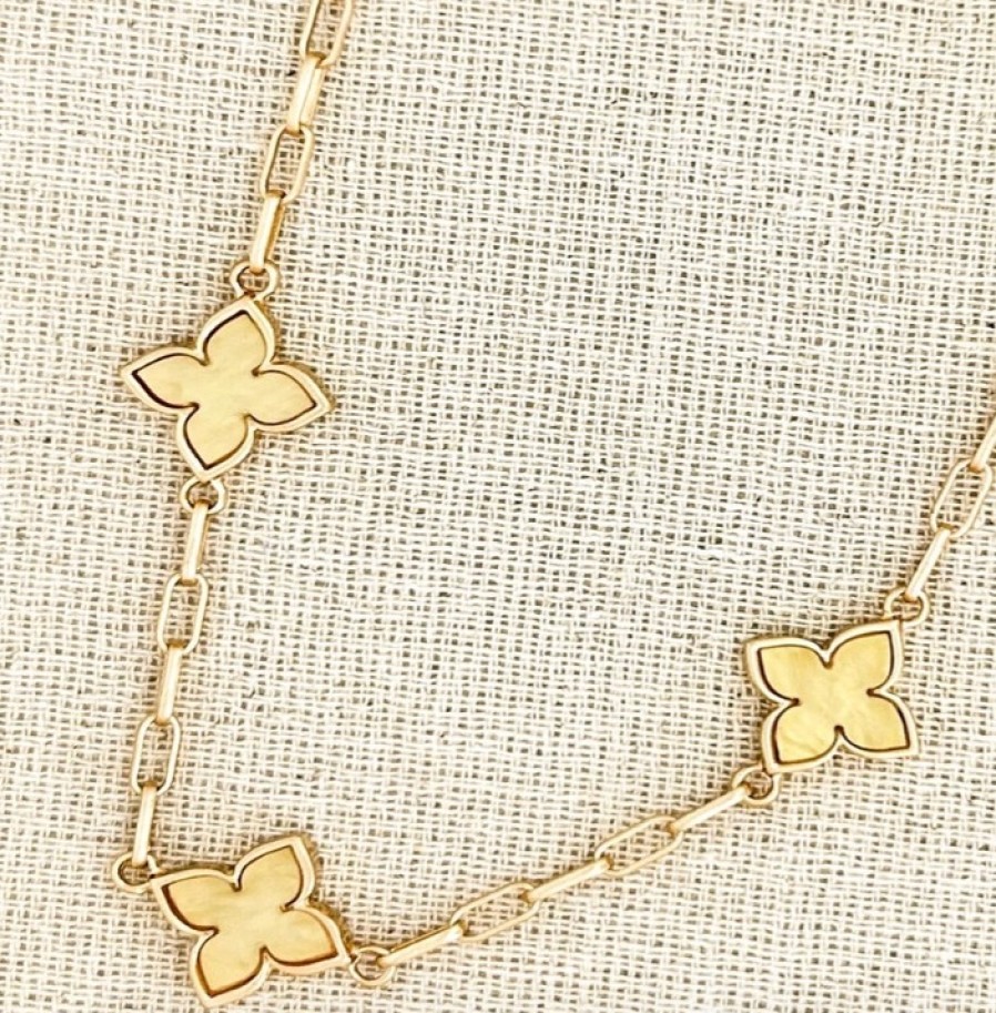 La Maison Necklaces | Short Gold Necklace With Yellow Flower Detail - La Maison