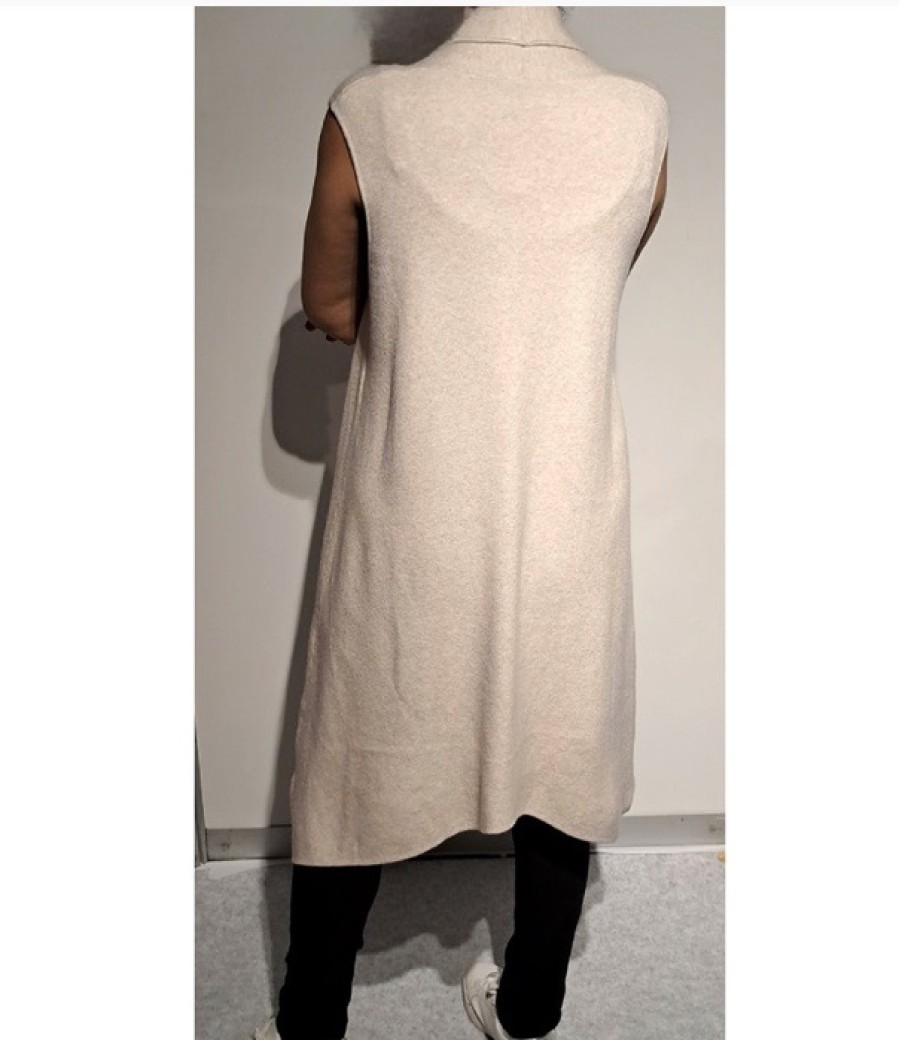 La Maison Knitwear | Sleeveless Shaped Shawl Collar Gilet With Pockets - La Maison