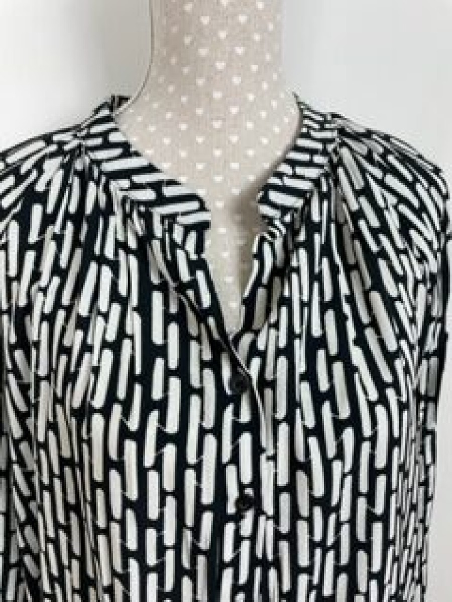 La Maison Blouses And Tops | Zig Zag Print Black & White Striped Blouse - La Maison