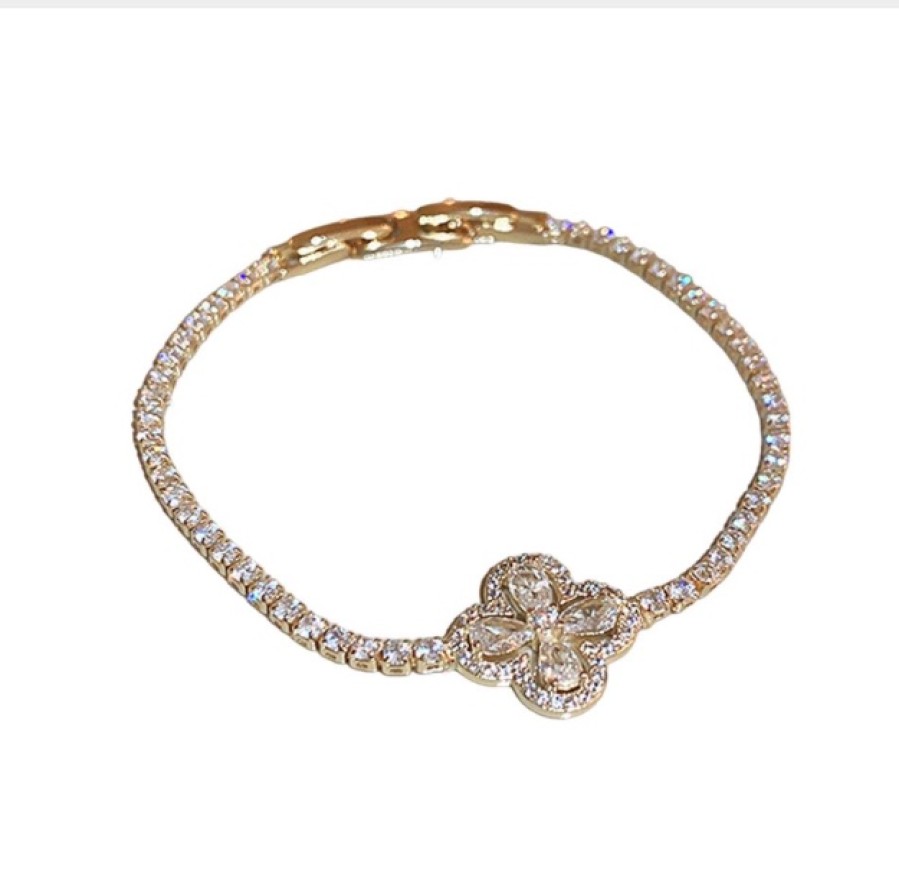 La Maison Bracelets | Envy Cubic Zirconia Clover Bracelet In Gold - La Maison